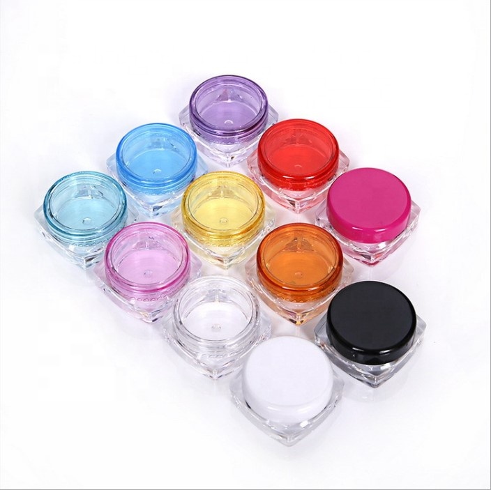 Low MOQ plastic empty cosmetic 3ml 3 ml 5 ml 5ml 10grams 10ml 10 ml clear transparent small square jar with colored lid