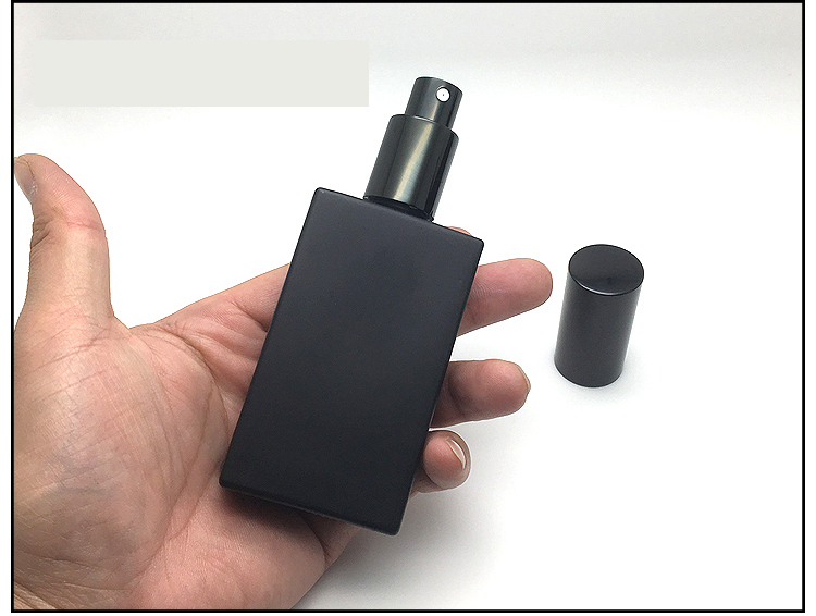 Luxary wholesale empty perfume bottles fast shipment 50 ml frosted black glass spray bottle cosmetic packing with mist cap