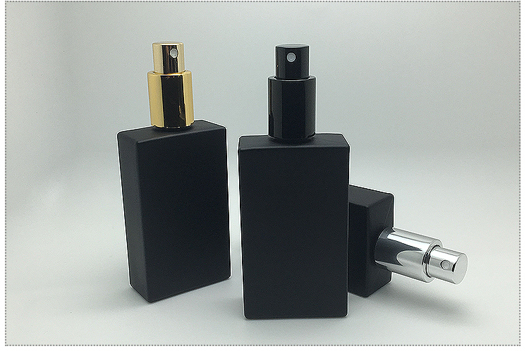 Luxary wholesale empty perfume bottles fast shipment 50 ml frosted black glass spray bottle cosmetic packing with mist cap