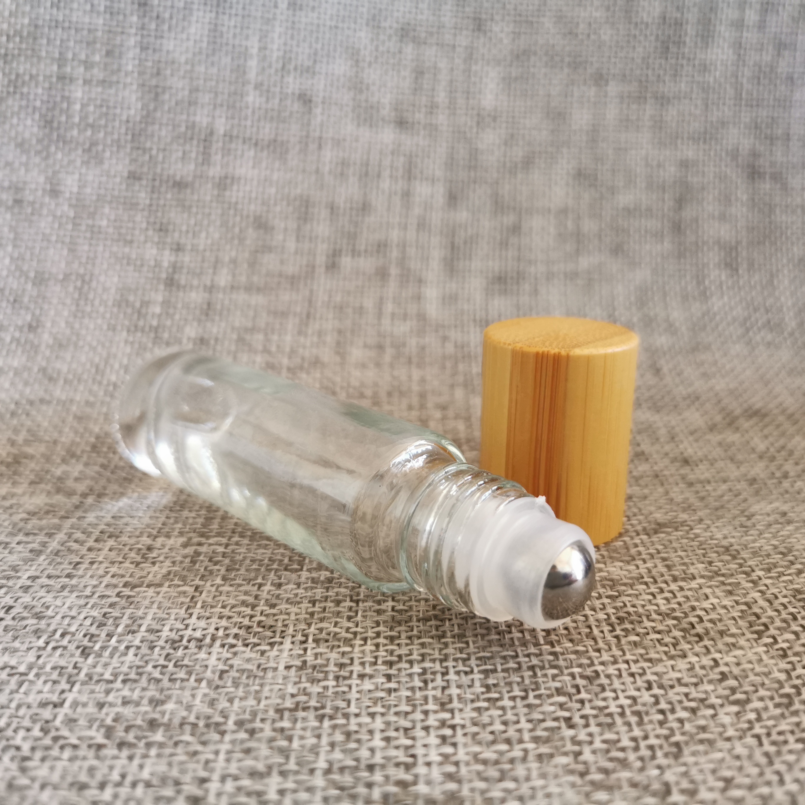 Luxury 10ml Clear Glass Roller Bottle with Bamboo Lid and Steel Roller Ball