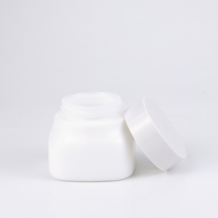 Luxury 15 ml 20 ml 30 m 50 ml 100 ml round opal white ceramic cosmetic cream glass jars with white screw lid