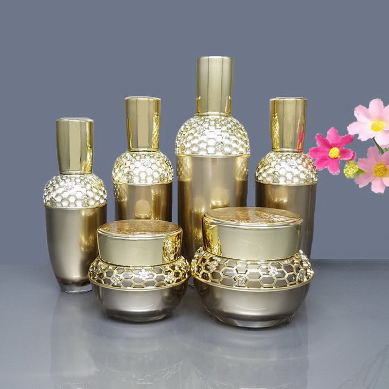 Luxury 30g 50ml 80ml 100ml gold color body acrylic lotion pump bottle face cream jars skin care round bottle set squeeze bottle