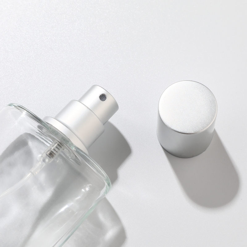 Luxury 30ml 50ml 100ml frosted glass perfume cosmetic essential oil spray pump bottle