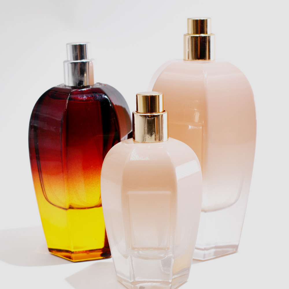 Luxury 30ml 70ml 120ml Cosmetic Empty Designer Perfume Bottle Wholesale in stock