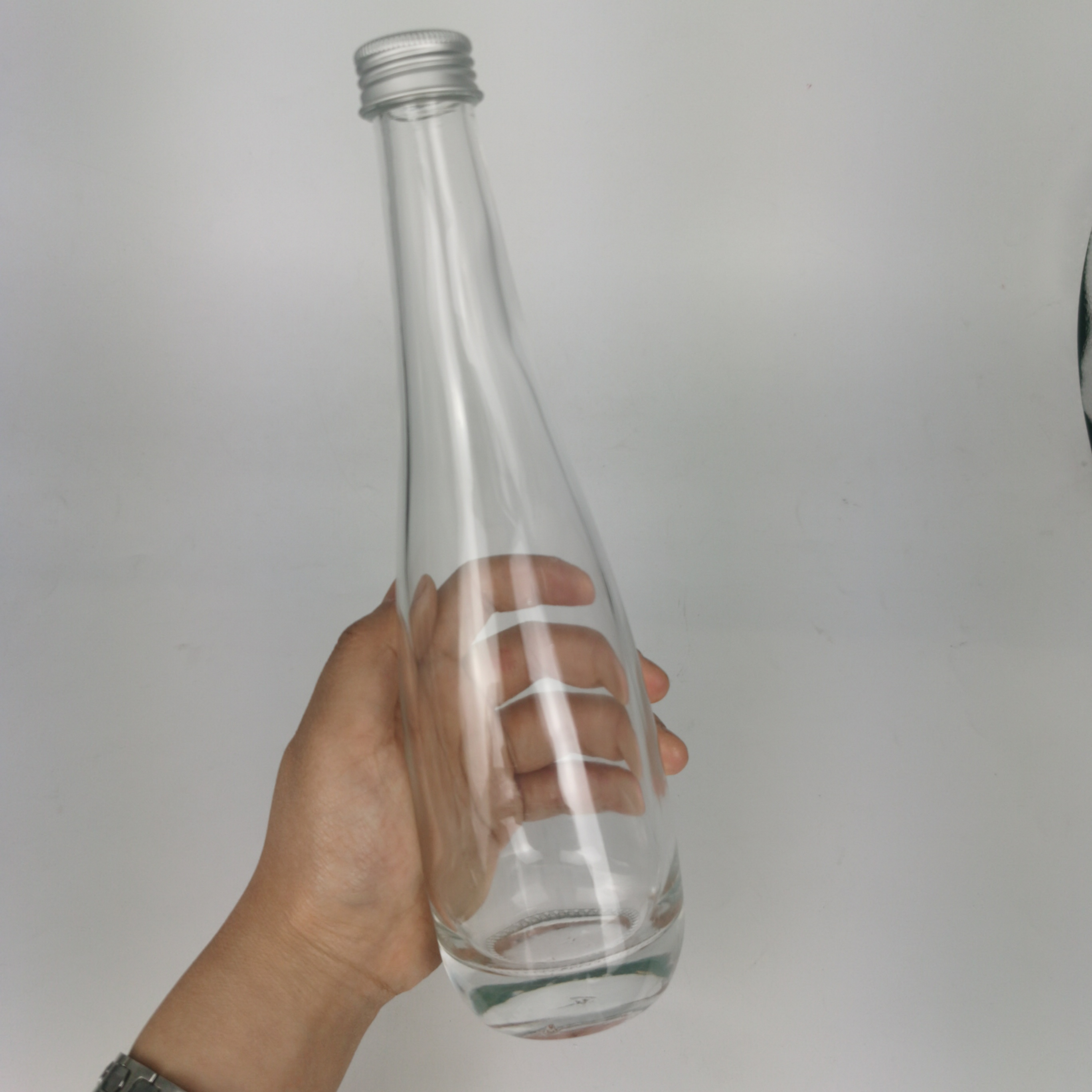 Luxury 330ml 500ml 730ml wine bottles for homemade wine royal stage with screw lid
