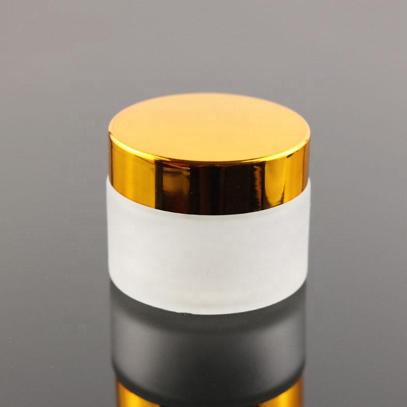 Luxury 50 ml Frosted Cosmetic Packaging Round Pomade Container Cream Glass Jar With UV Gold Lid (GJM20)