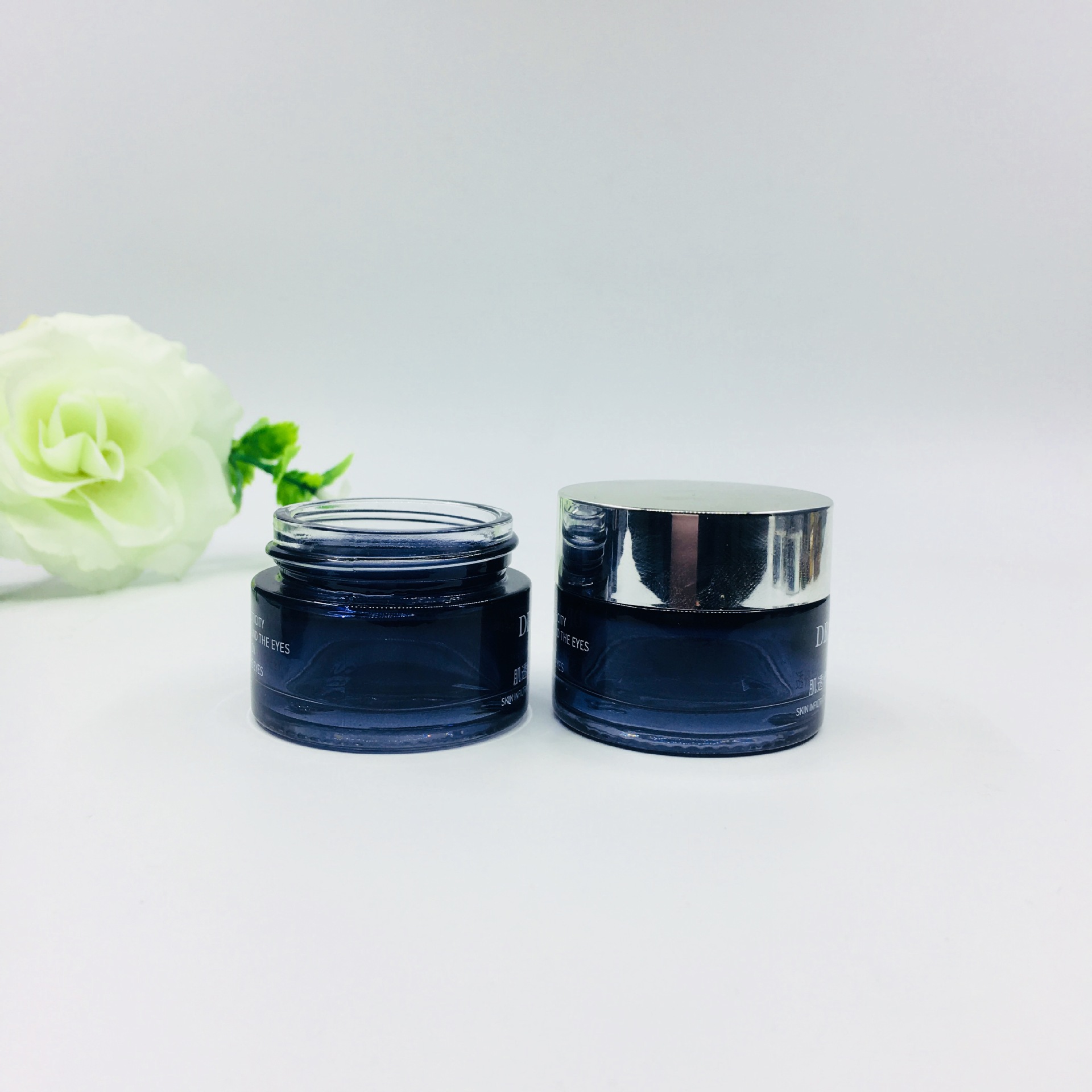 Luxury 50g 30g Cosmetic Packaging Round Container Cream Glass Jar With UV silver Lid