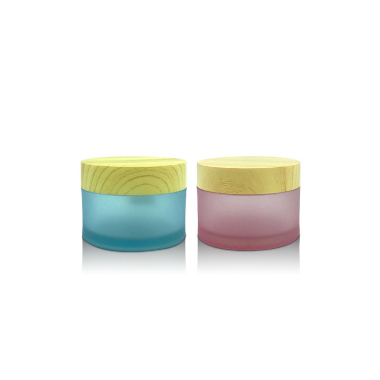 Luxury 50g Colorful Cosmetic Packaging Containers Jar Pet Bamboo Lid Matte Makeup Plastic Jar for Cream