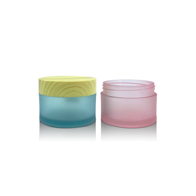 Luxury 50g Colorful Cosmetic Packaging Containers Jar Pet Bamboo Lid Matte Makeup Plastic Jar for Cream