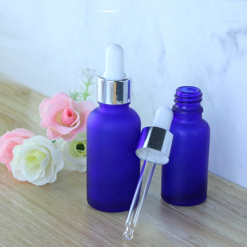 Luxury 5ml 10ml 15ml 20ml 30ml 50ml 100ml Wholesale blue frosted glass bottle with aluminum silvery golden dropper (GFG04)