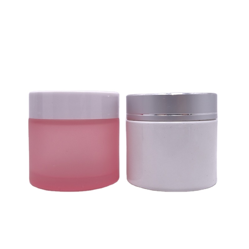 Luxury 60g glass cream jar with customs printing pearl purple and matte silver logo cap PP shive