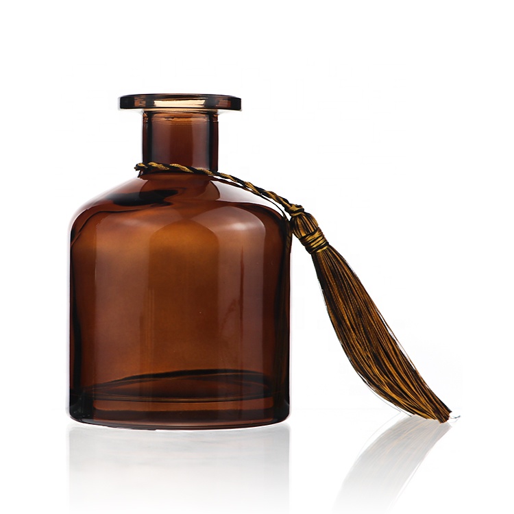 Luxury Beautiful Fashion 250ml Clear Amber Diffuser Bottle With Lid