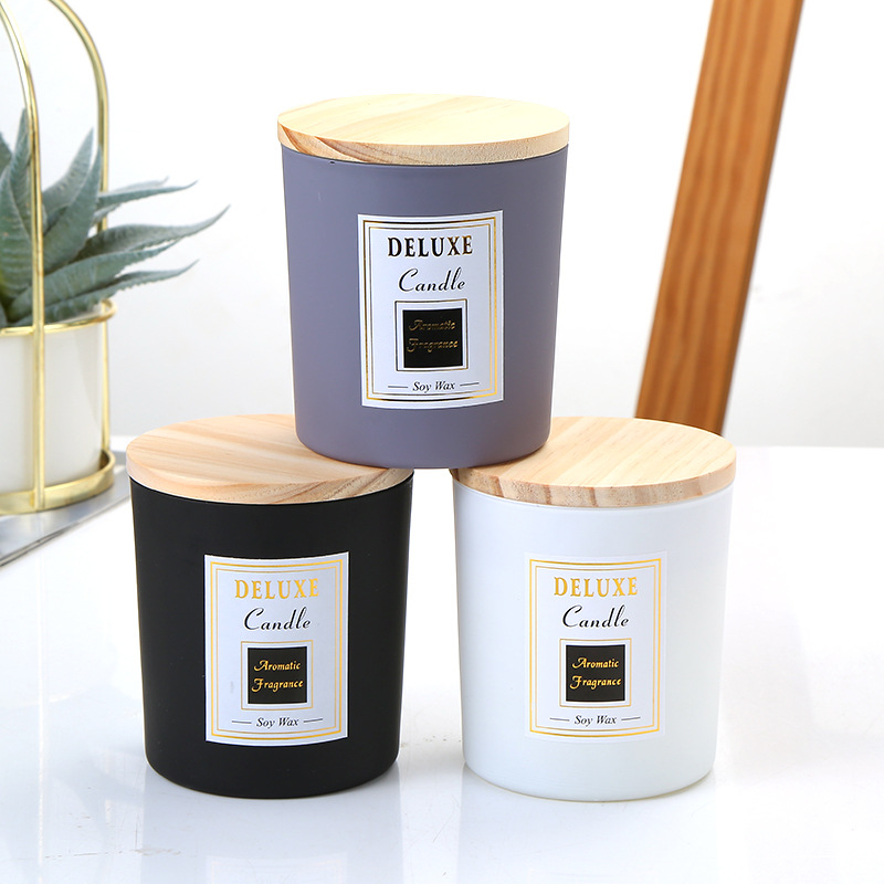 Luxury Candle Jars With Wooden Lid In Bulk For Home Decor Empty Frosted Glass Candle Container Holders