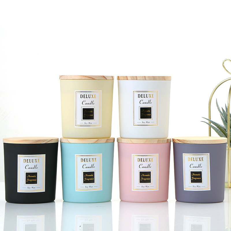 Luxury Candle Jars With Wooden Lid In Bulk For Home Decor Empty Frosted Glass Candle Container Holders