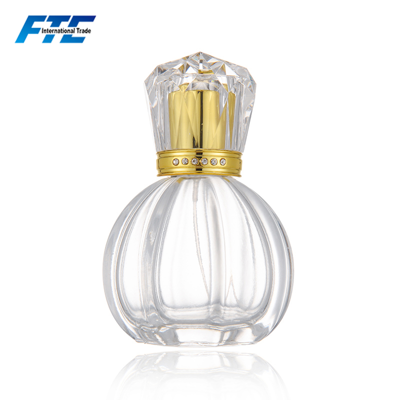 Luxury Clear Crystal Diamond Round Perfume Bottle 50ml