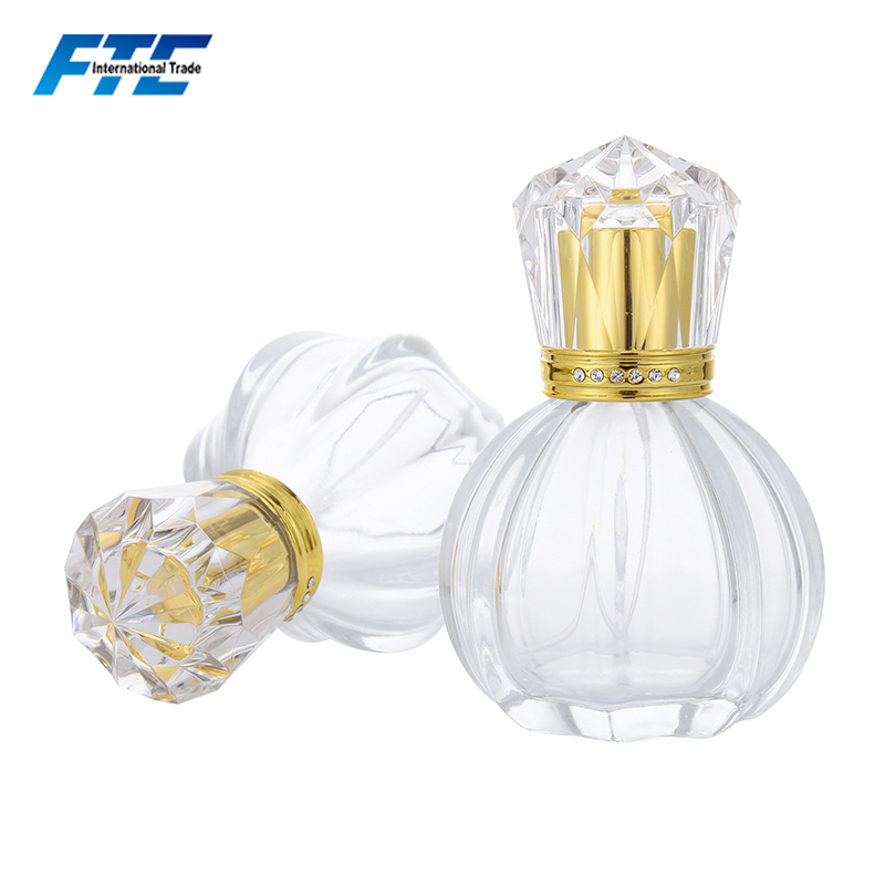 Luxury Clear Crystal Diamond Round Perfume Bottle 50ml