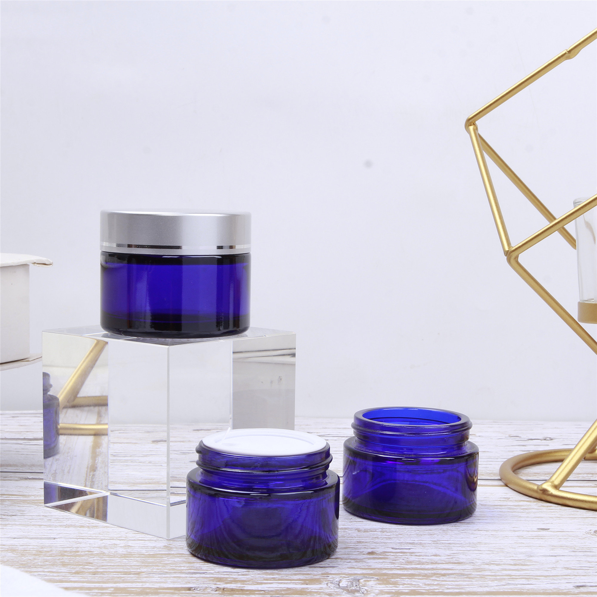 Luxury Cosmetic Glass Container Set Cream Jar Lotion Glass Bottle