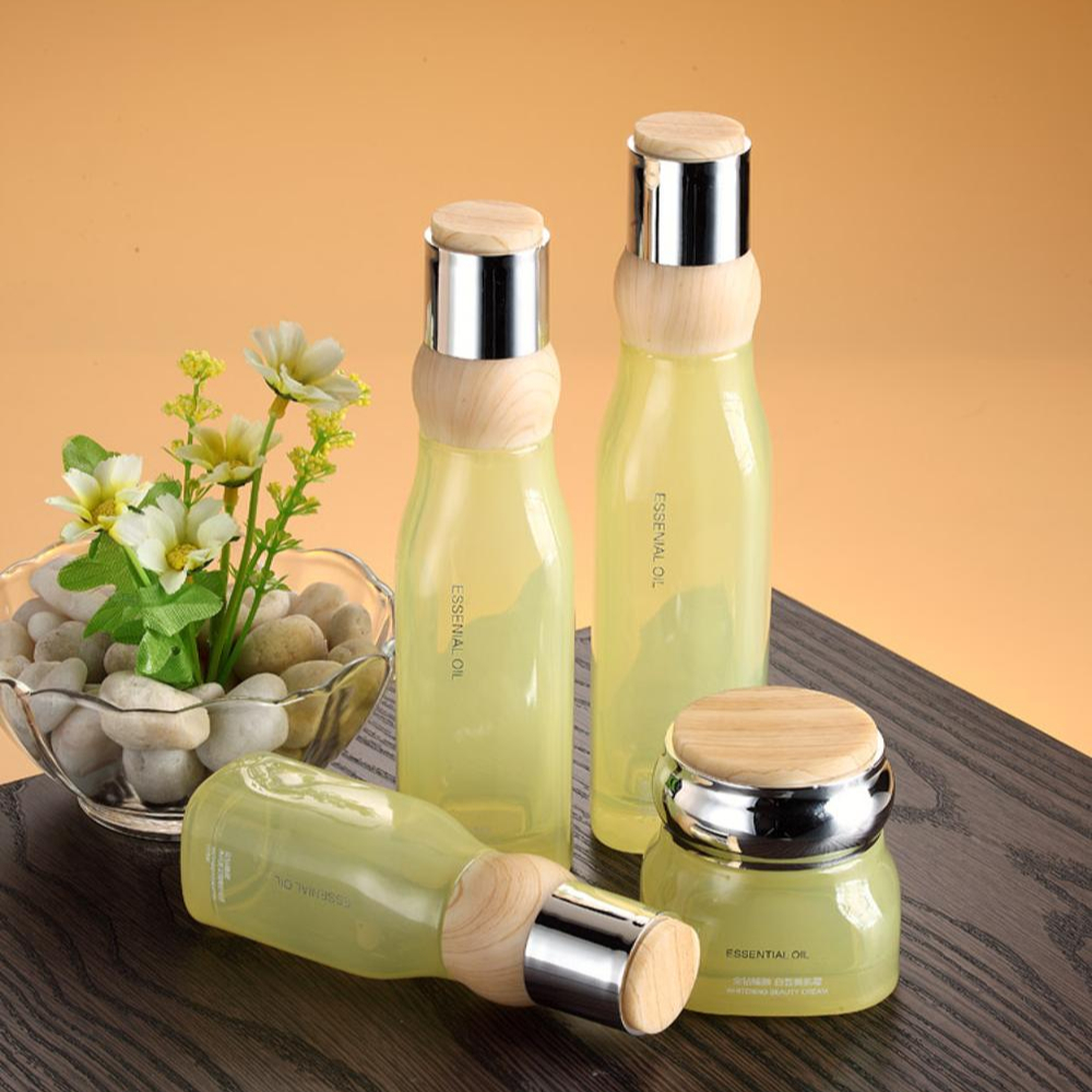 Luxury Cosmetic Glass Packaging 50ml 100ml 120ml Lotion Cosmetic Glass Container with Pump