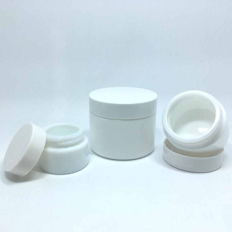 Luxury Cosmetic Packaging opal white Glass Cream Jars Round Empty Container with bamboo Cap 30g 50g