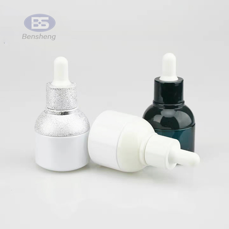 Luxury Cosmetics Packaging Straight Round 30ml Glass Foundation Bottle with Beauty Pump