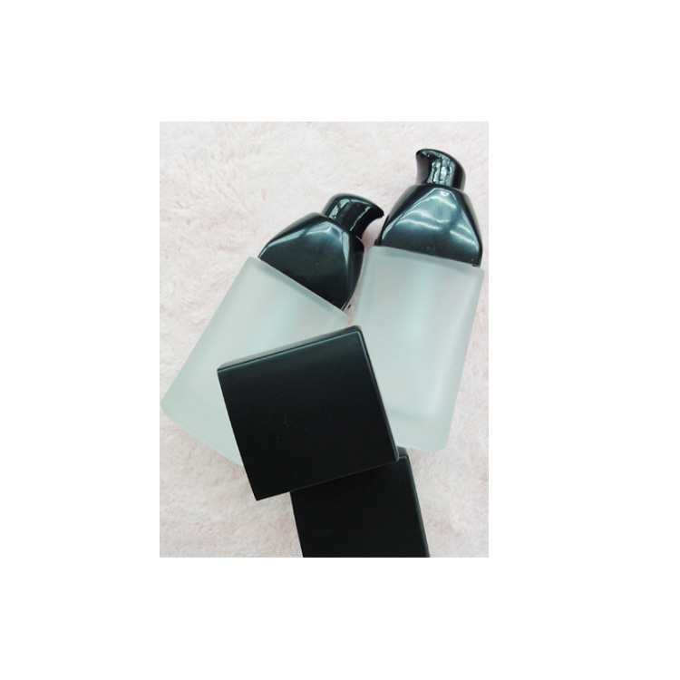 Luxury Eco Friendly Lotion Serum Emulsion Dual Chamber Cosmetic Bottle With Pump Sprayer