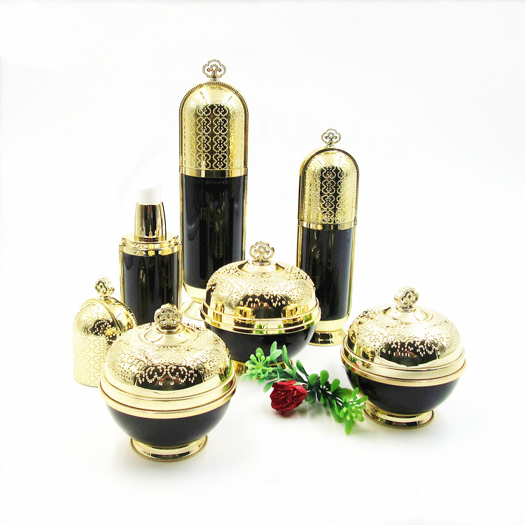 Luxury Empty Black Plastic Cream Jar and Pump Spray Bottle Set Cosmetic Packaging Container