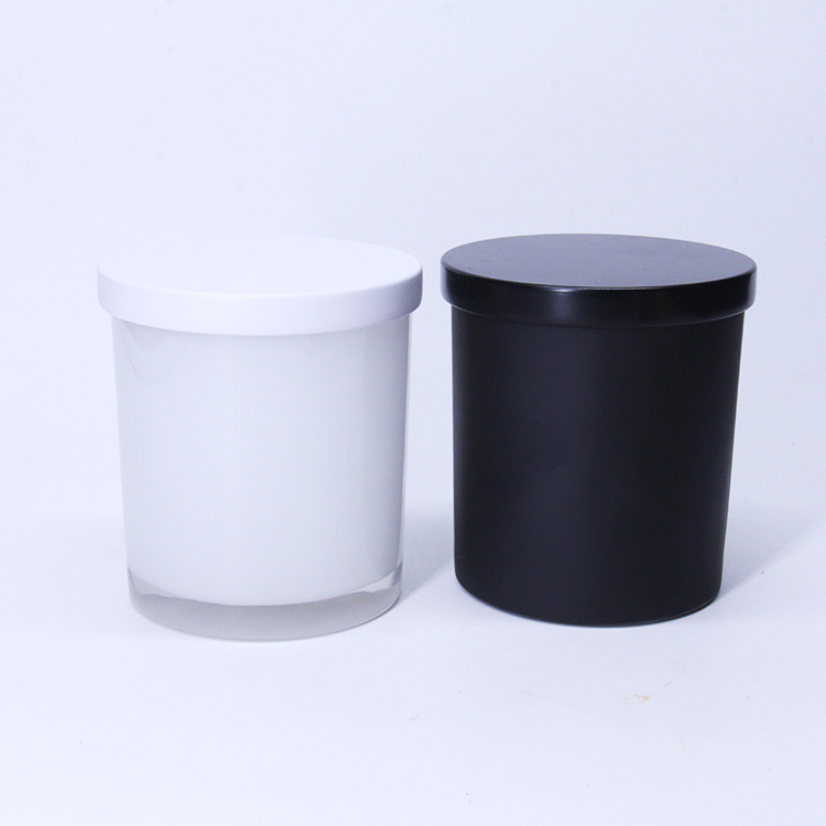 Luxury Empty Matte Black White Frosted Empty Glass Candle Jars With Wooden lids for Candle Making