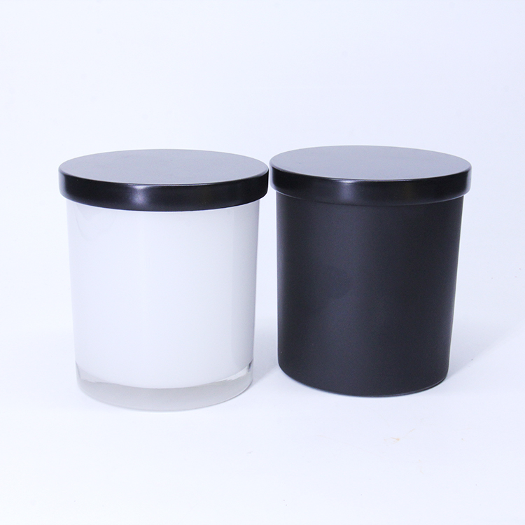 Luxury Empty Matte Black White Frosted Empty Glass Candle Jars With Wooden lids for Candle Making