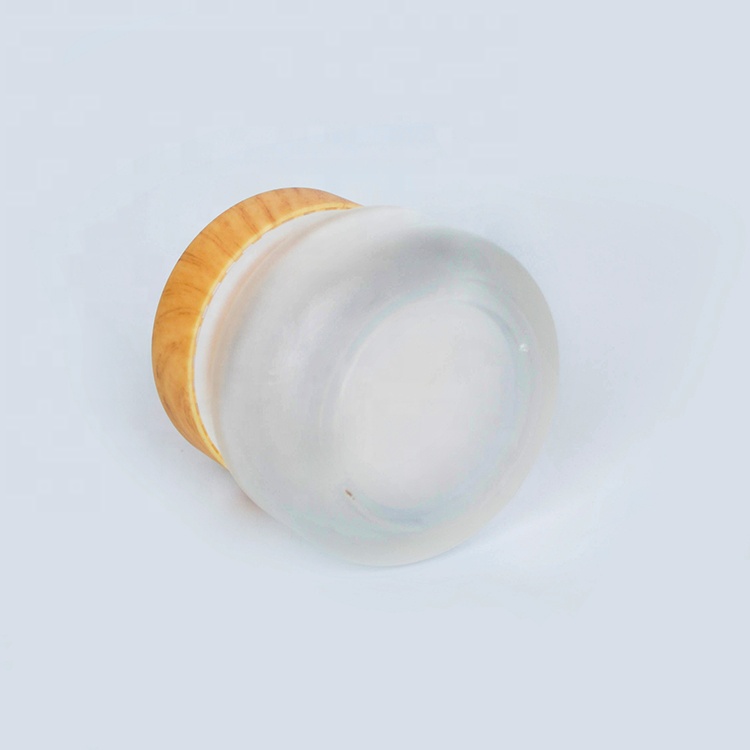 Luxury Frosted White 10ml 20ml 30ml 1/2oz 1oz Cosmetics Glass Cream Jars With Wooden Cap