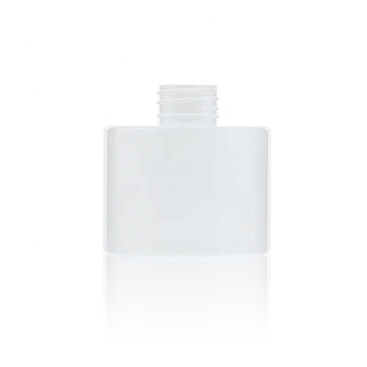 Luxury Glass Round Fragrance Essential Oil Reed White Diffuser Bottle