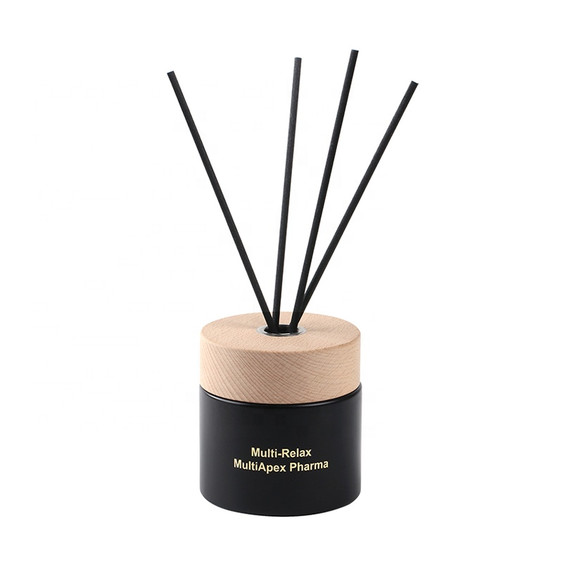 Luxury Matte Black Spray 200ml Glass Diffuser Bottle With Wooden Cap