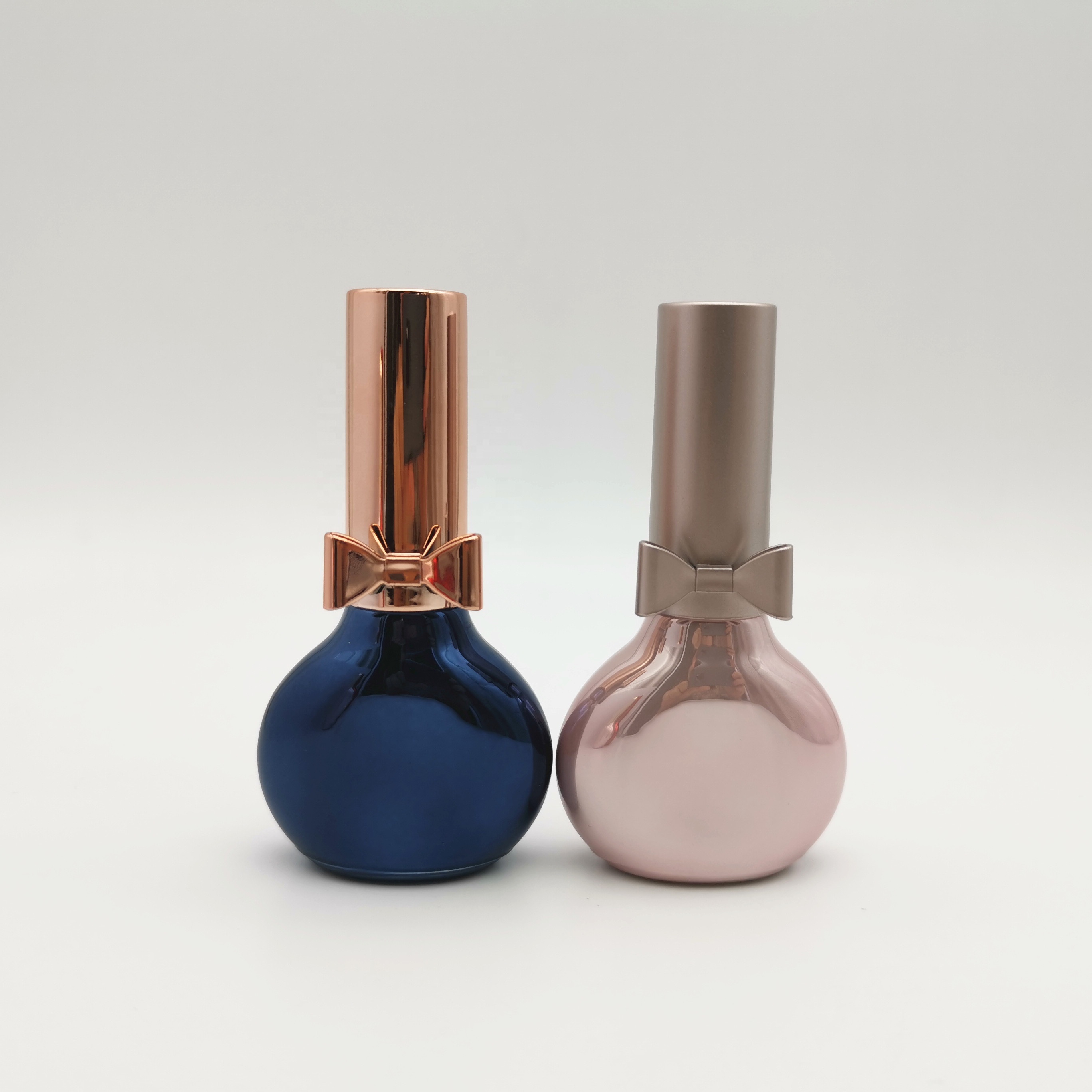 Luxury Nail Polish Empty Bottle Gold Bow Shape Cap High Quality Cheap Free Sample Children 10ml Glass Plastic Cap Personal Care