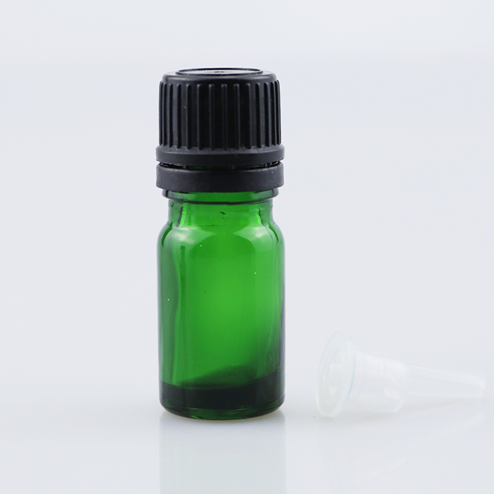 Luxury New Design clear green blue amber Color Glass essential oil Bottles with plug and tamper cap