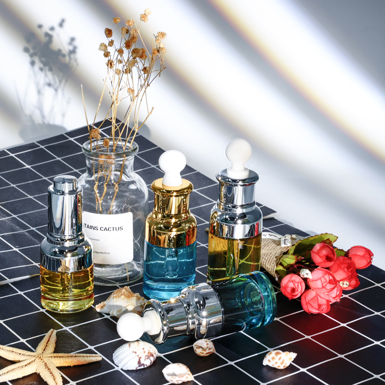 Luxury Serum Bottle Push Button Cosmetics 30ml 50ml 100ml Clear empty Face Serum Glass Bottle/Container