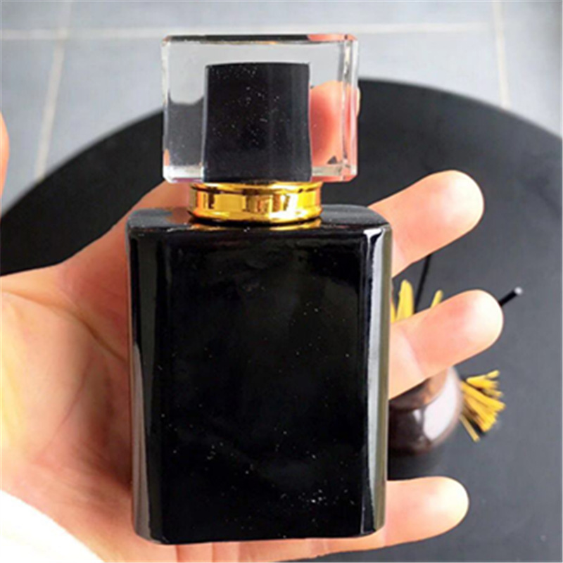 Luxury Square Glass 50ml Empty Perfume Spray Botte