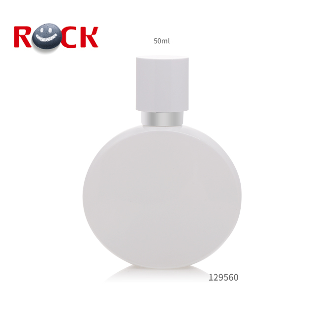 Luxury White Round Perfume Bottle Hot Sale 50ml PUMP Sprayer Personal Care Hot Stamping