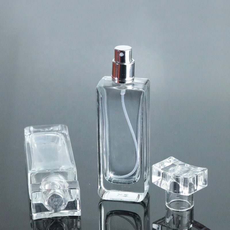 Luxury Wholesale Empty Glass Perfume Diffuser Bottle High Quality Small Glass Perfume Bottle (GPM11)