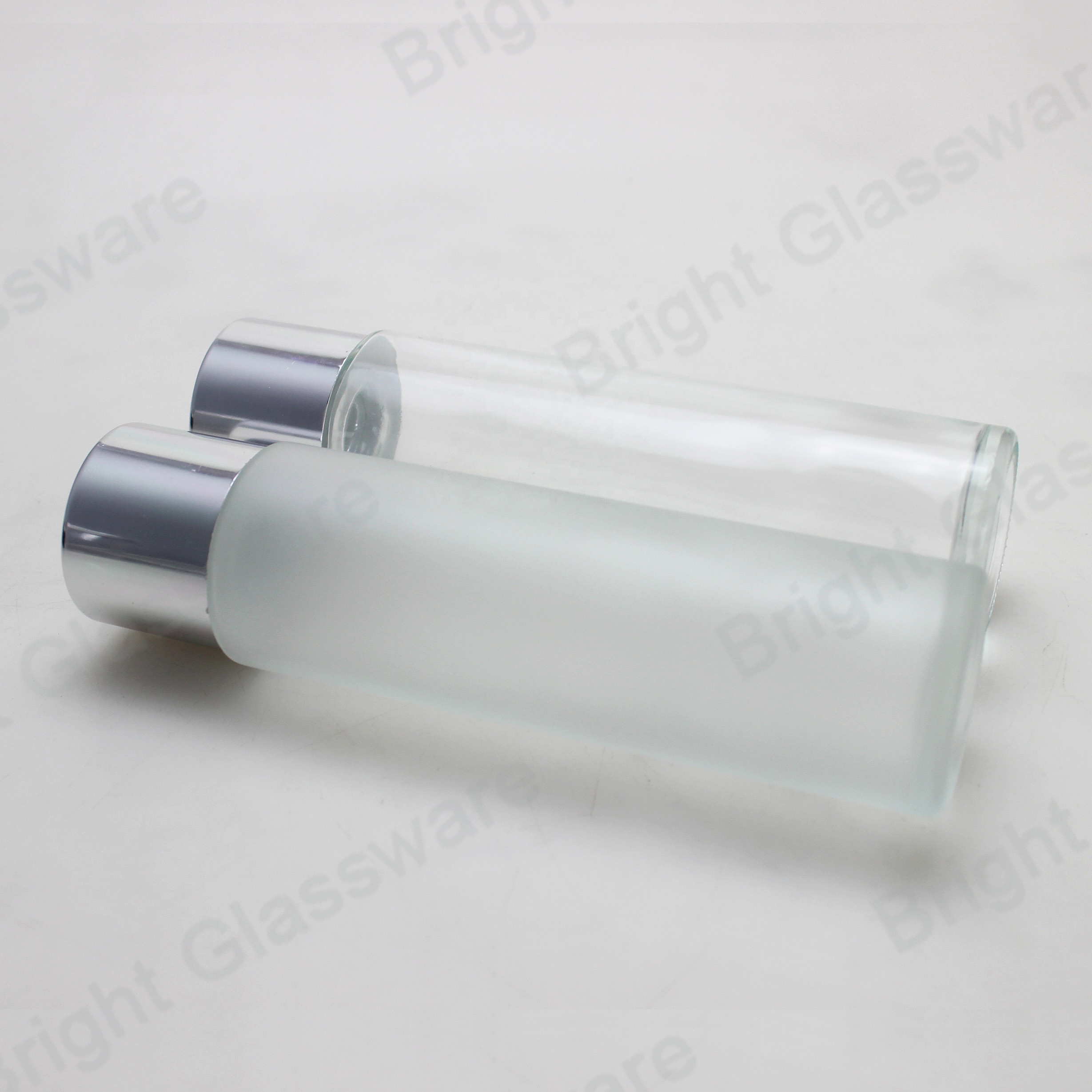 Luxury airless frosted round 50ml 100ml 200ml cosmetic facial cream glass bottles container cream lotion bottles