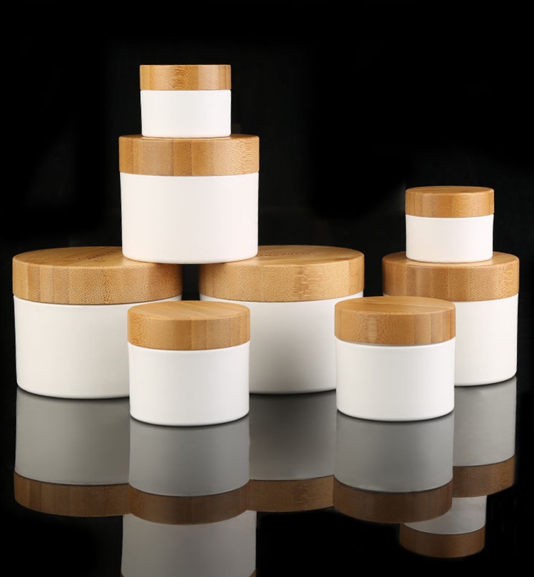 Luxury cosmetic 20g 30g 50g 100g 150g PP plastic skin care cream jar with bamboo wood cap