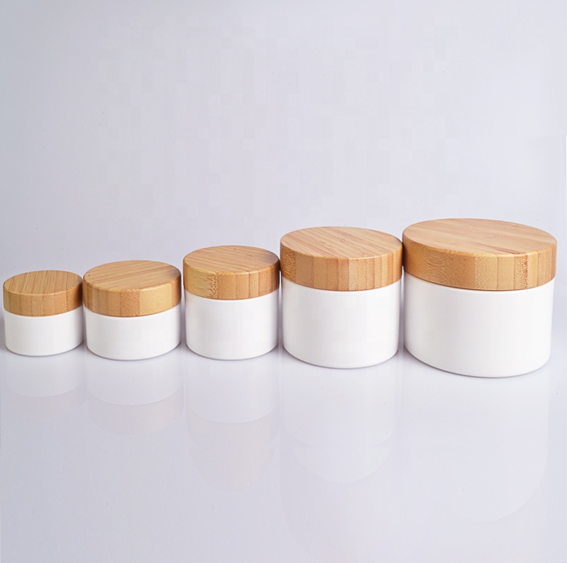 Luxury cosmetic 20g 30g 50g 100g 150g PP plastic skin care cream jar with bamboo wood cap