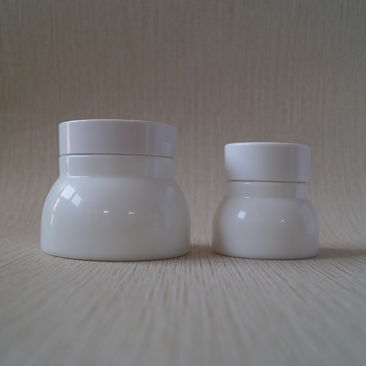 Luxury cosmetic cream packaging 2oz 60ml jade glass white jar with lid