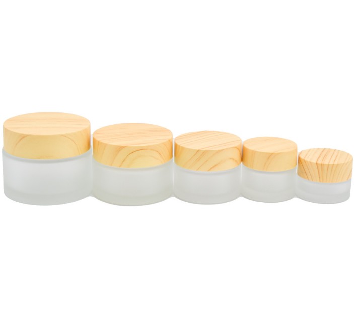 Luxury cosmetic packaging5g 10g 20g 30g 50g 60g 80g bamboo wooden cosmetic cream jars with plastic inner