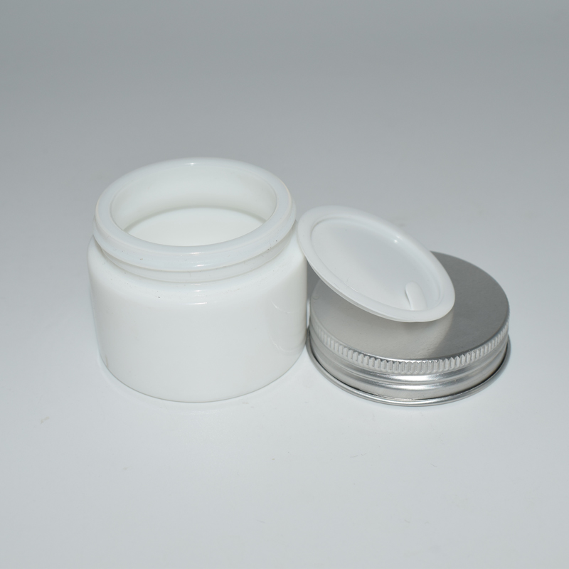 Luxury cosmetic skin care packaging white porcelain cream cosmetic glass jar with lid for body butter