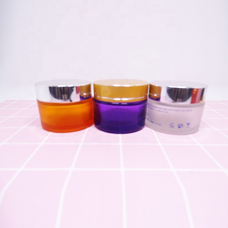 Luxury  custom color 50g glass cosmetic jar with gold lid  for facial cream