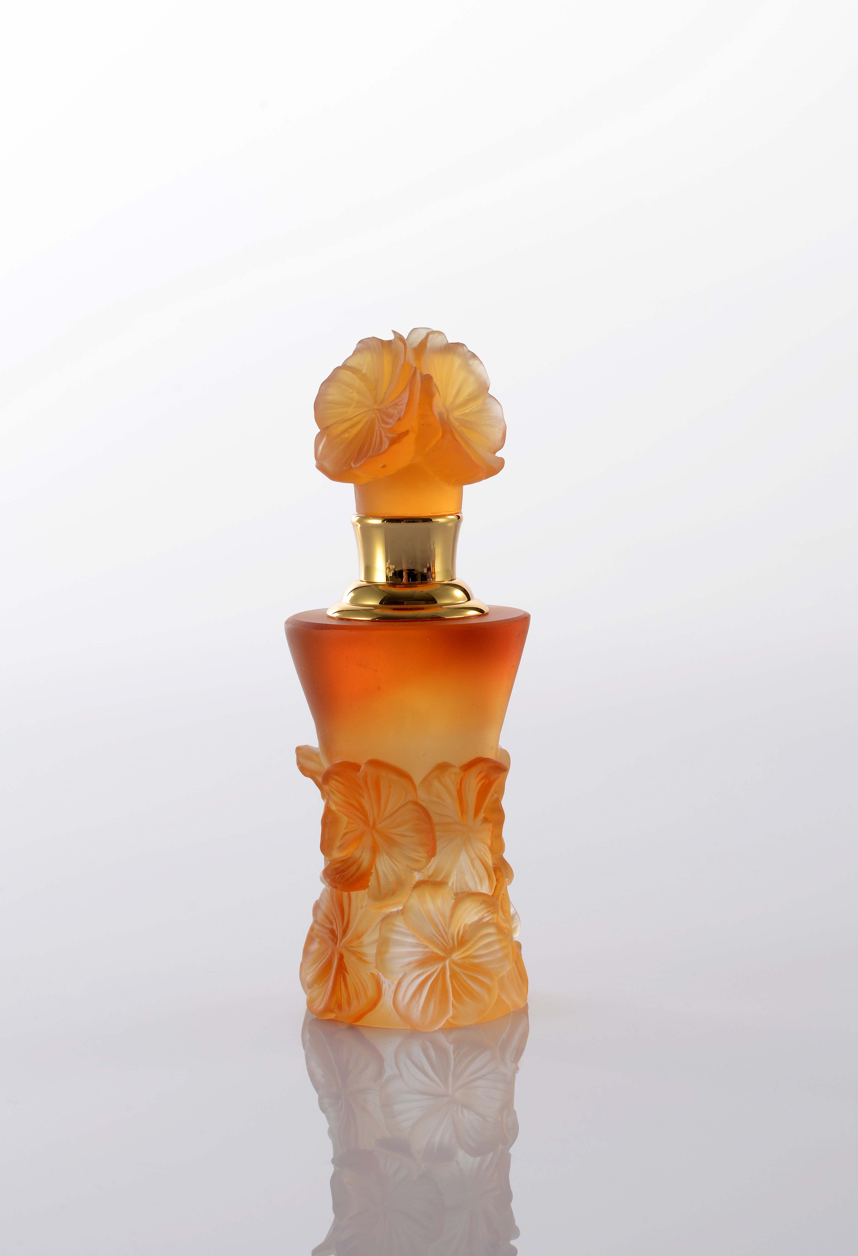 Luxury custom dropper bottle glass crystal Essential oil perfume bottles for home decoration