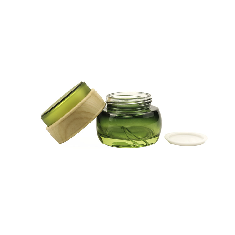 Luxury empty cosmetic glass lotion pump bottle 100g 3.3oz 100ml green gradient serum glass bottle with bamboo pattern pump cap