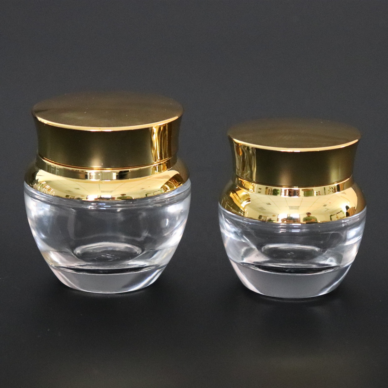 Luxury empty cosmetic thick glass jars clear cosmetic jars with sliver/gold lid for face cream