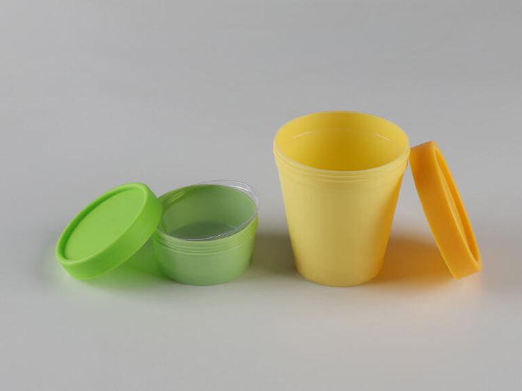 Luxury facial bottle 50g 100g 200g black white pink yellow green plastic pp Cosmetic Face Cream Container Jar