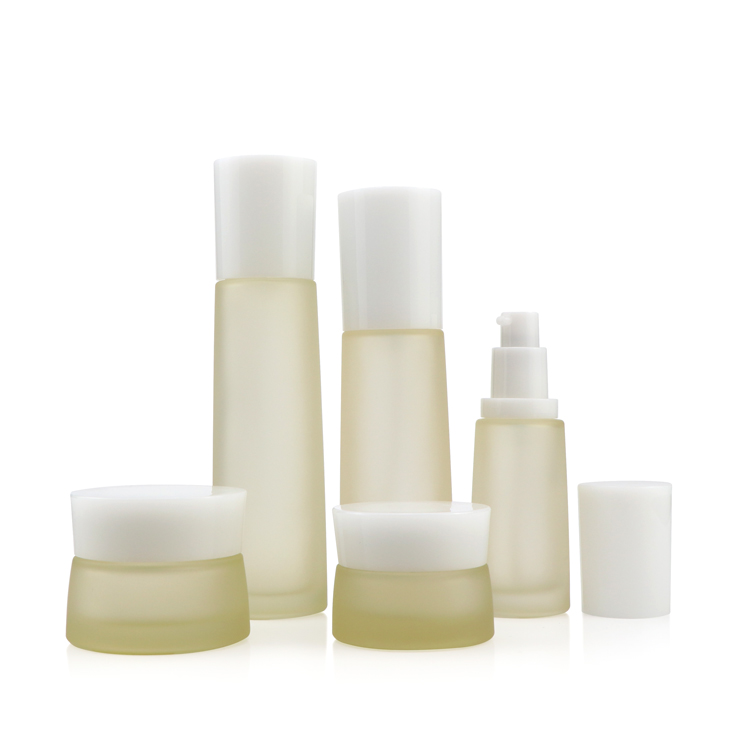 Luxury glass bottle cosmetic packaging emprty round cream jars 50 ml glass bottle