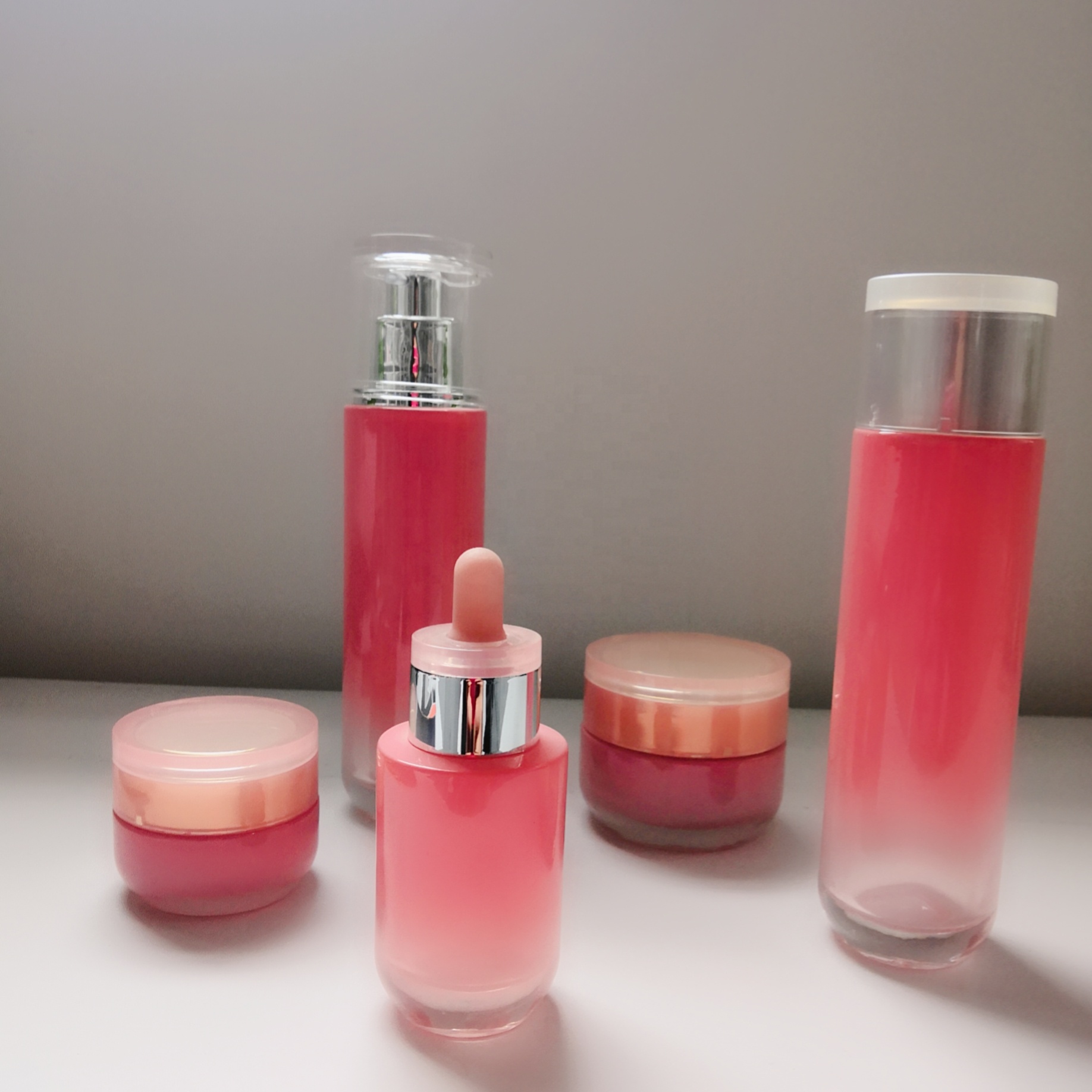 Luxury glass bottle skincare cosmetic bottles and jars set